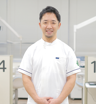 九州歯科大学附属病院 臨床研究センター長：吉居 慎二 の写真