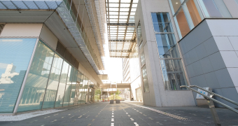 キャンパスの写真