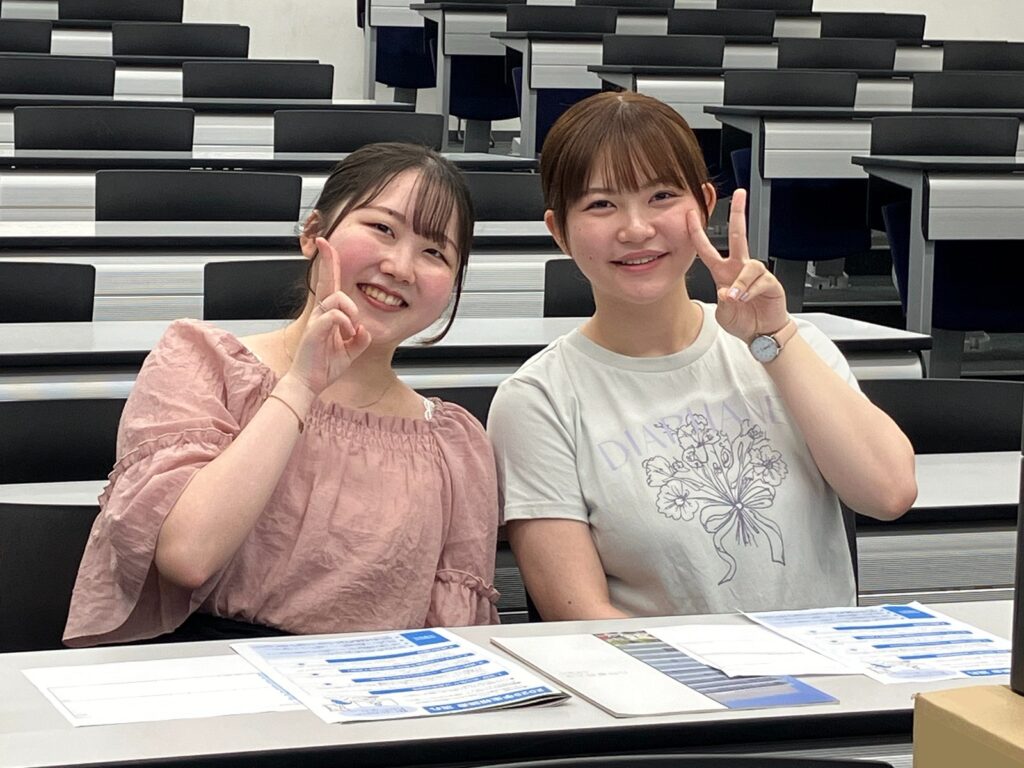 写真:相談会の様子