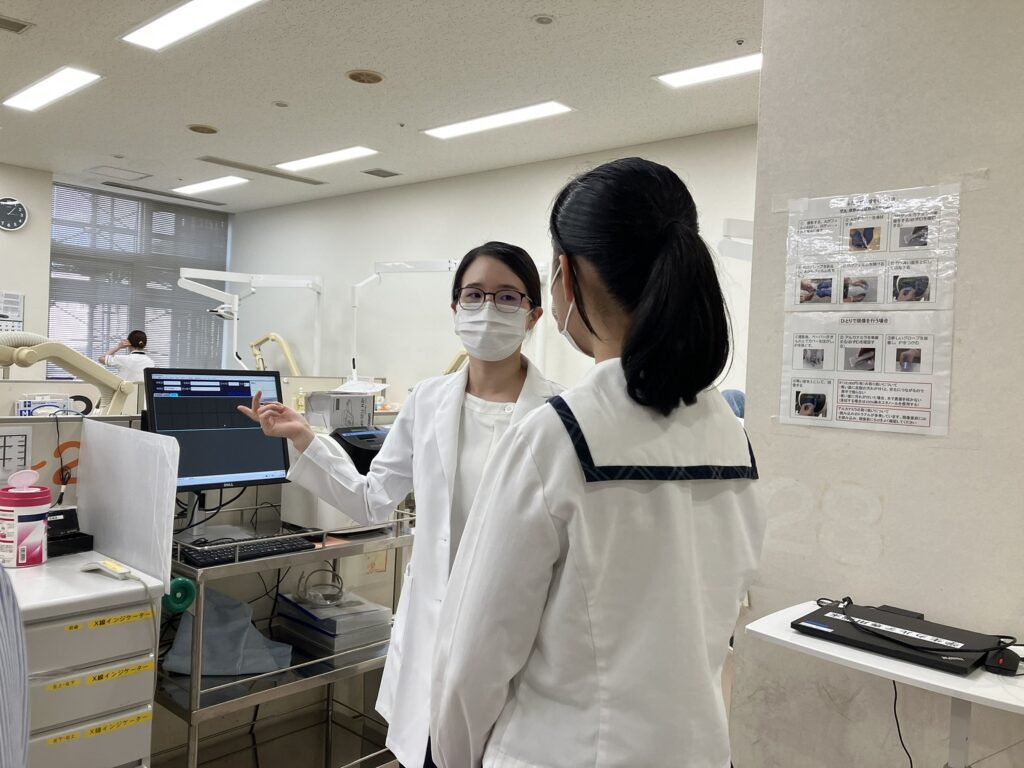 写真：キャンパス訪問の様子